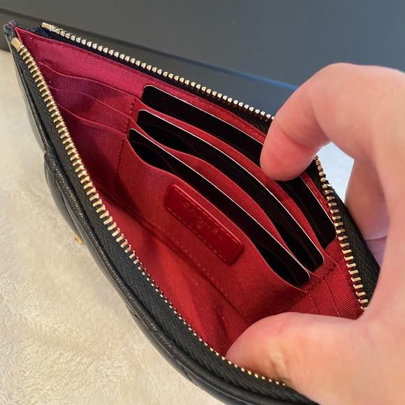 💓Sold💓Chanel 19 phone & card holder wallet - Picture 5 of 12